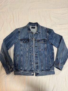 Men’s J. Crew Classic Denim Jacket - Size Small
